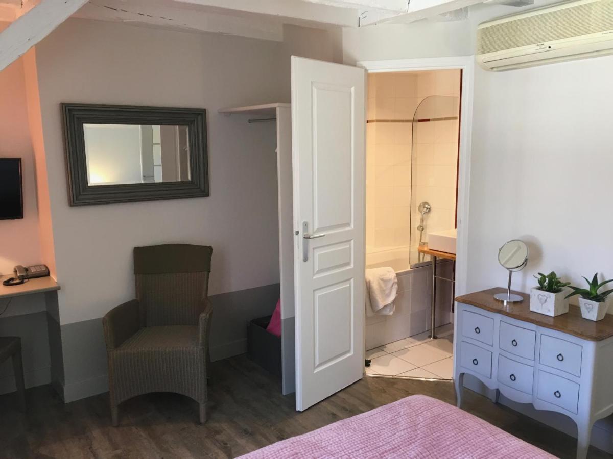 Hotel L'Adresse Тур Екстер'єр фото
