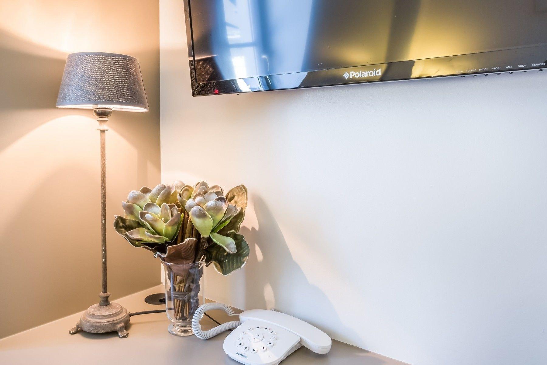 Hotel L'Adresse Тур Екстер'єр фото